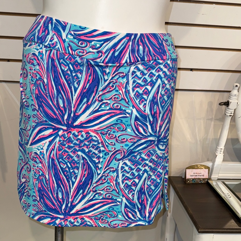 Lulu-B Blue & Pink Tropical Print Women's Skort